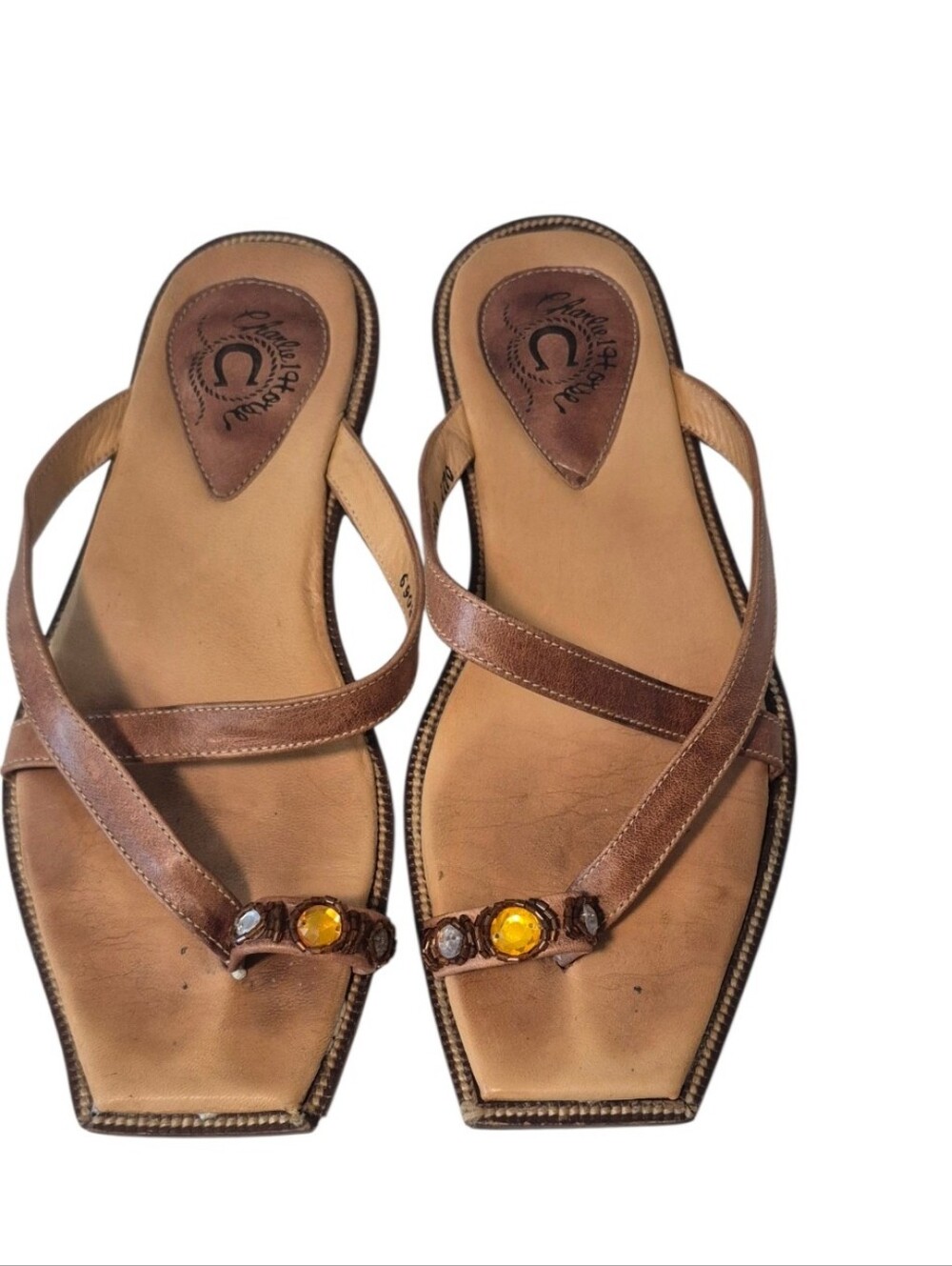 Women’s Tan Leather Crisscross Toe-Loop Sandals with Amber Accent